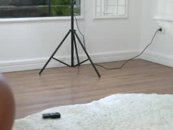 alexxiskye webcam model stream image