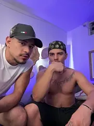 Markboyl webcam stripchat model stream image