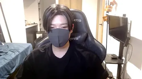 Mei-Tanaka webcam model stream image