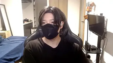 Mei-Tanaka webcam model stream image