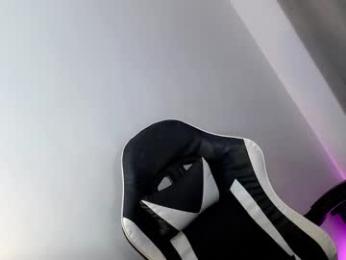 classy_mikah webcam model stream image