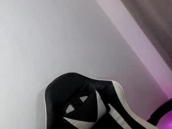 classy_mikah webcam model stream image