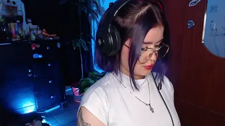 Raventh_ webcam model stream image