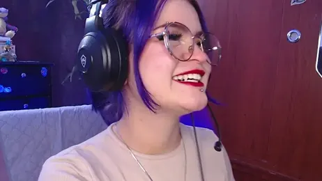 Raventh_ webcam model stream image