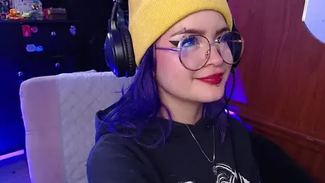 Raventh_ webcam model stream image