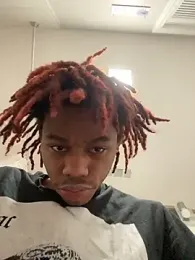 Zayinc webcam stripchat model stream image