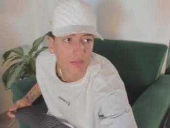 1threestar webcam model stream image