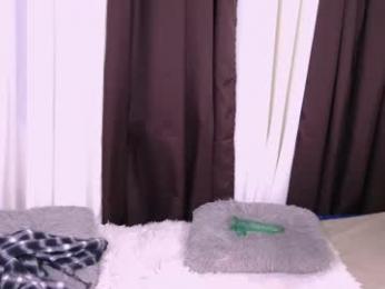 lux_white webcam model stream image