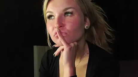 AngelMiaM webcam model stream image