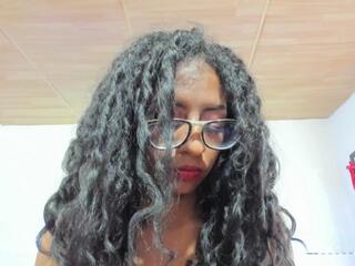 Selen Rouse webcam model stream image