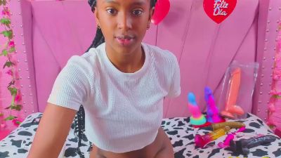 AngeyaPetite webcam model stream image