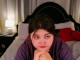 Bella Niht webcam model stream image