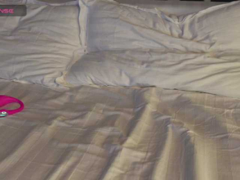 -Sara- webcam model stream image