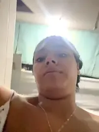 Luciaparker03 webcam model stream image