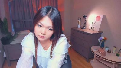 DiaUldrich webcam model stream image