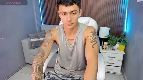 Leo_santoro webcam model stream image