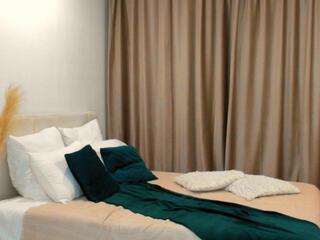 Ellen Myrh webcam model stream image