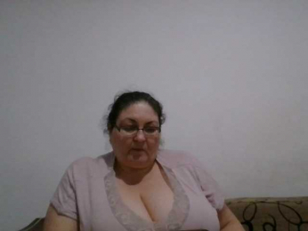 Nykyxo webcam model stream image