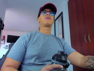 Johnny Walls webcam model stream image