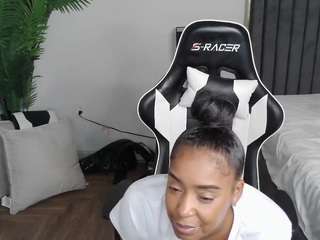 january-rose webcam model stream image