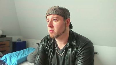 RLPlover webcam model stream image