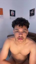 Lipino webcam model stream image