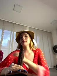 NicoleCut webcam model stream image