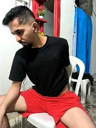 giannis090 webcam model stream image