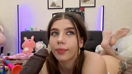 dolly_ll webcam model stream image
