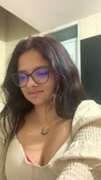 Cata_ webcam model stream image
