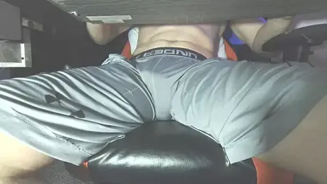 Dick_and_muscles webcam model stream image