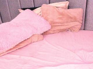Samantha Stan webcam model stream image