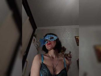 Lilya18 webcam model stream image