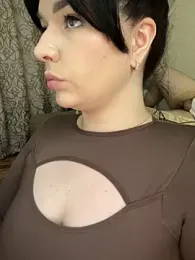 Poly_Nick webcam model stream image