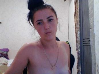 Kira-Sweetchi webcam model stream image