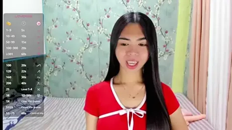 UrHotSexyShine webcam model stream image