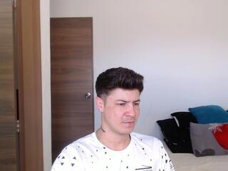 Liam Johnsoon webcam flirt4free model stream image