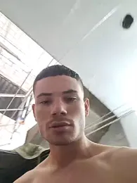 HOTANDSKINNY webcam model stream image