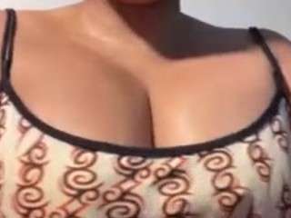 sexysofiax webcam model stream image