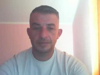 _marrrio webcam model stream image