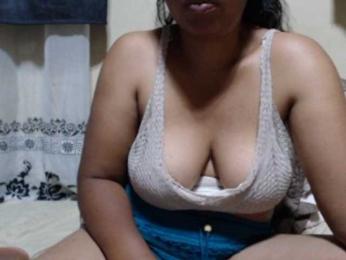 Sahobelle webcam bongacams model stream image