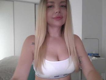 pinkpanther8899 webcam model stream image