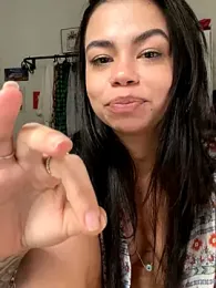 GrlAlice webcam model stream image