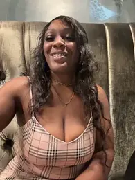 TilaTotti webcam model stream image