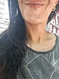 IrisBlacky webcam model stream image