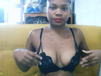 Missbloom webcam model stream image