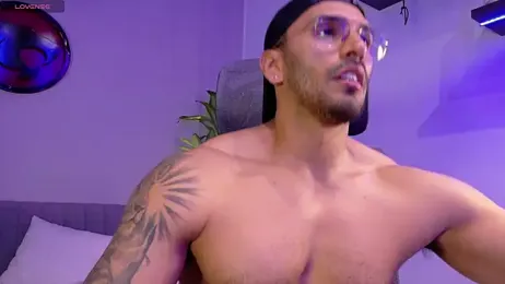 tony_muscle webcam model stream image