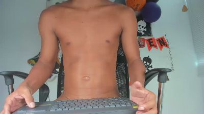 tyler_twink_boy webcam model stream image