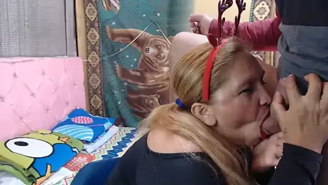 mom_son_dirty webcam model stream image