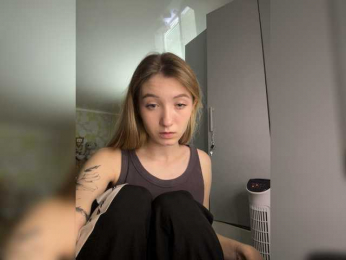 SilverxKitty webcam bongacams model stream image